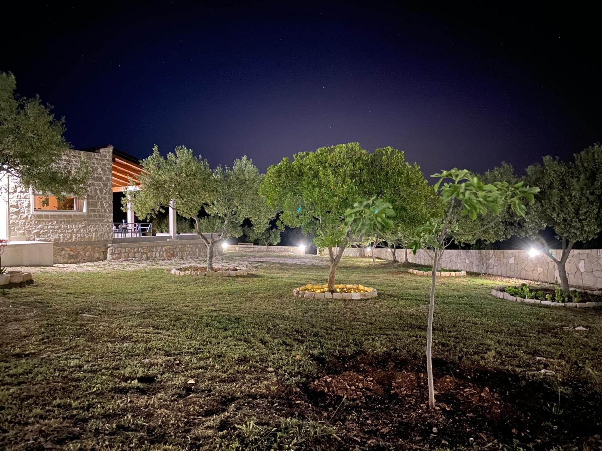 Villa Maginja Sutivan